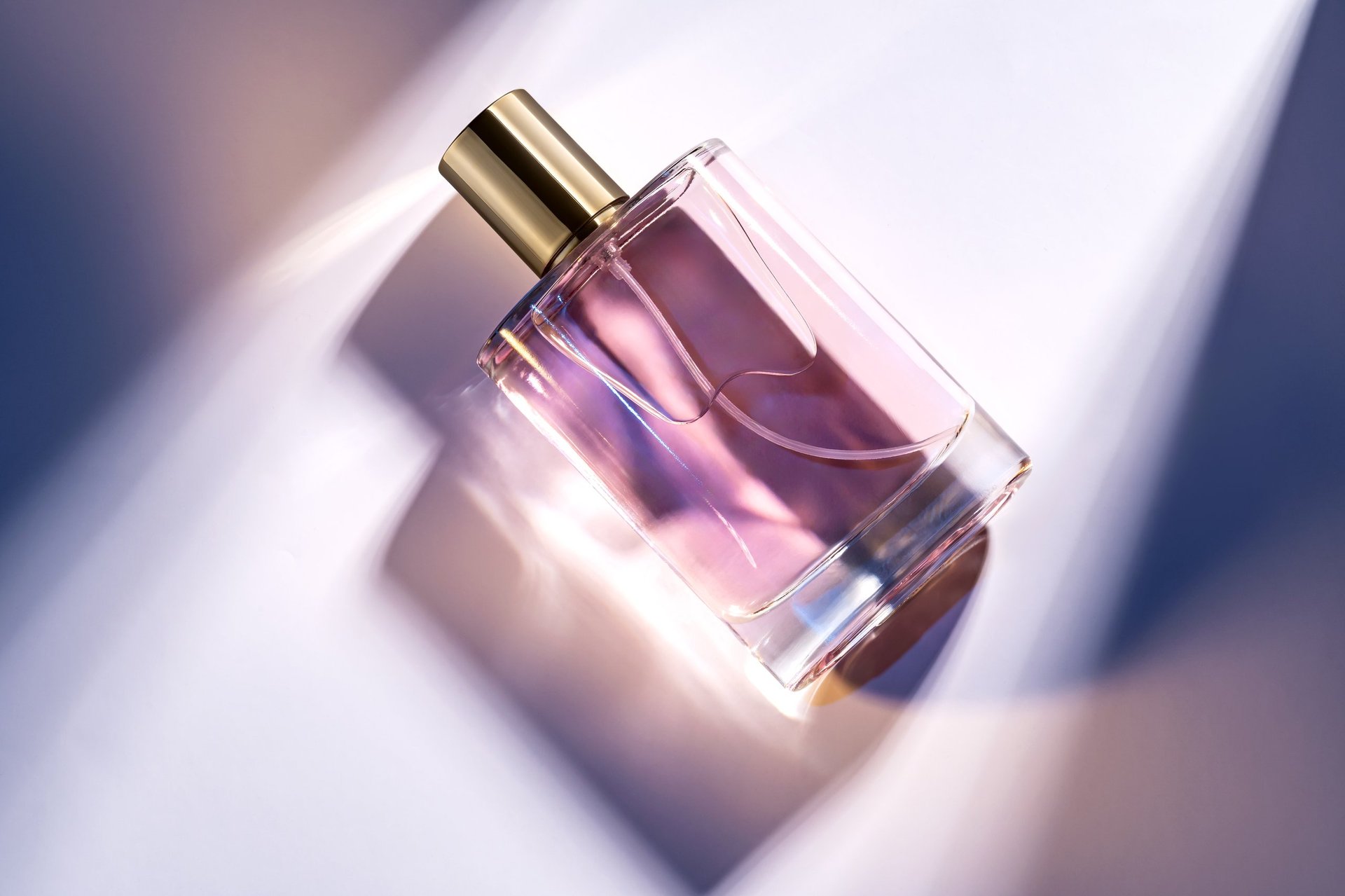 Elegante flacone di profumo